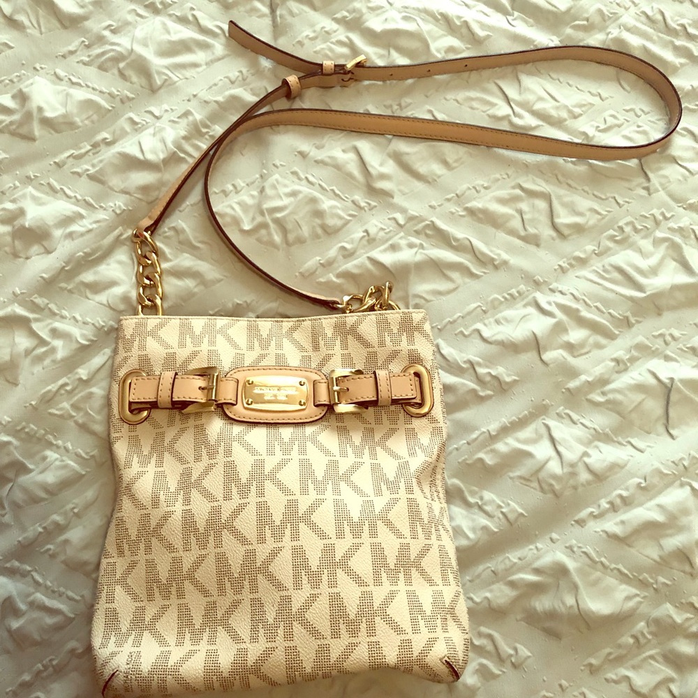 MK Crossbody Purse ⭐️